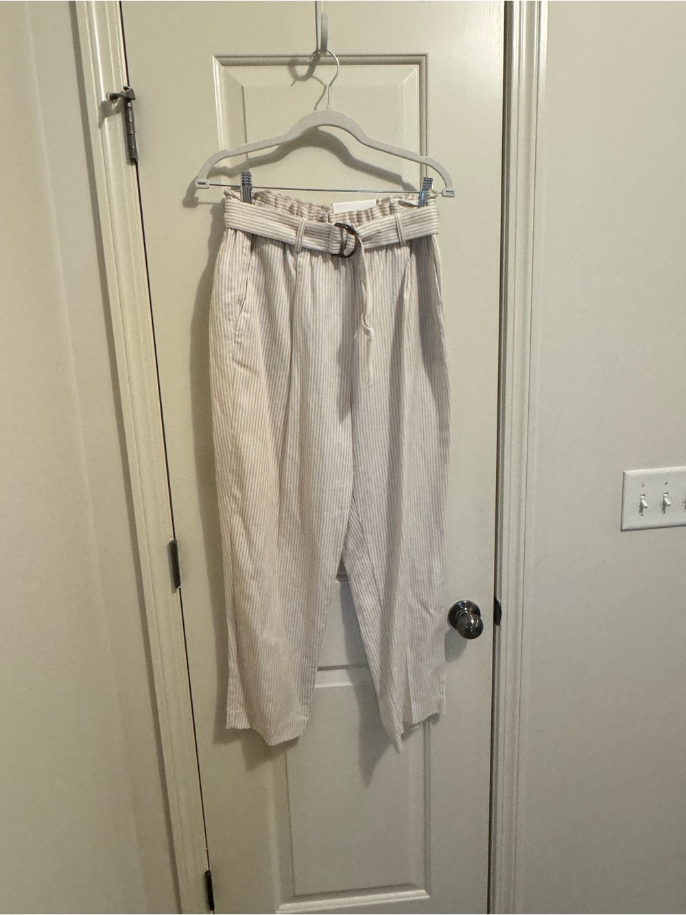 Ann Taylor Cream Pinstripe Wide-Leg Paperbag Pants with Belt